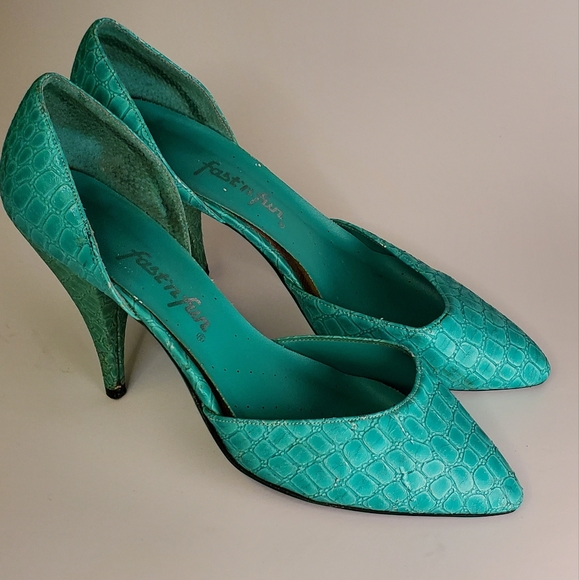 Vintage Bright Turquoise 80s Glam Faux Snakeskin Pumps - Picture 8 of 12
